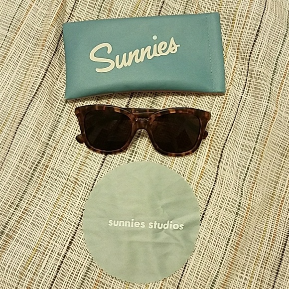 Sunnies by Charlie - Picture 1 of 8